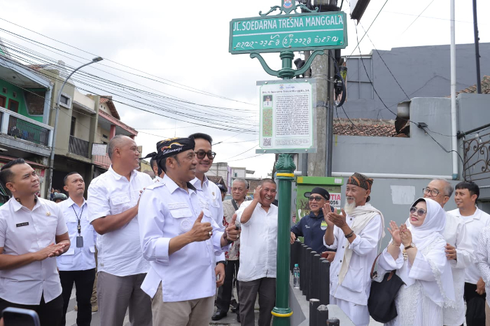 penggantian nama jalan dicimahi