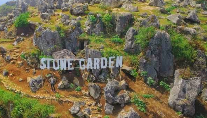 Stone Garden Citatah: Menjelajahi Jejak Laut Purba dan Legenda Manusia Pawon di Bandung Barat