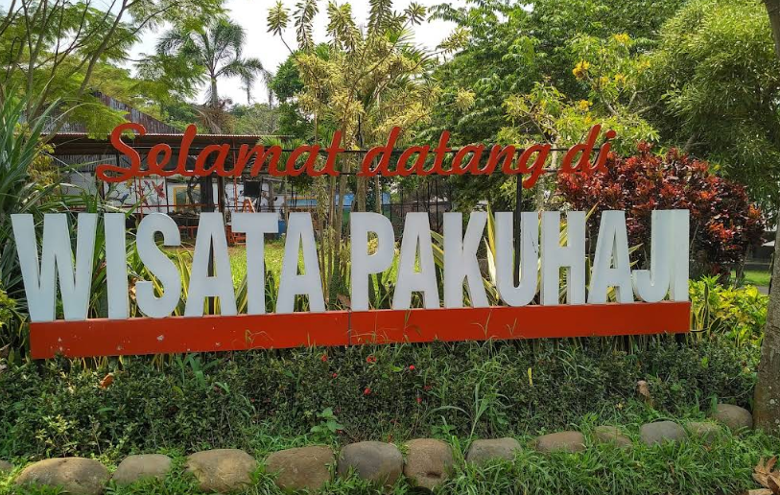 wisata kuda pakuhaji