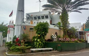masjid desain perahu di cimahi