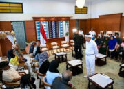 Gubernur Jabar Salurkan Bantuan Dana dan Siapkan Relokasi Bagi Korban Longsor Lembang